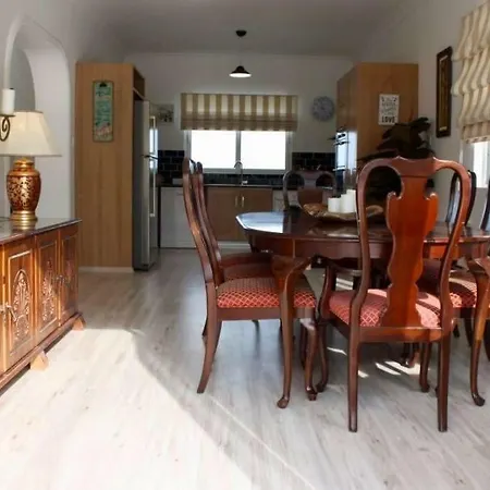 Willa Luxury Retreat